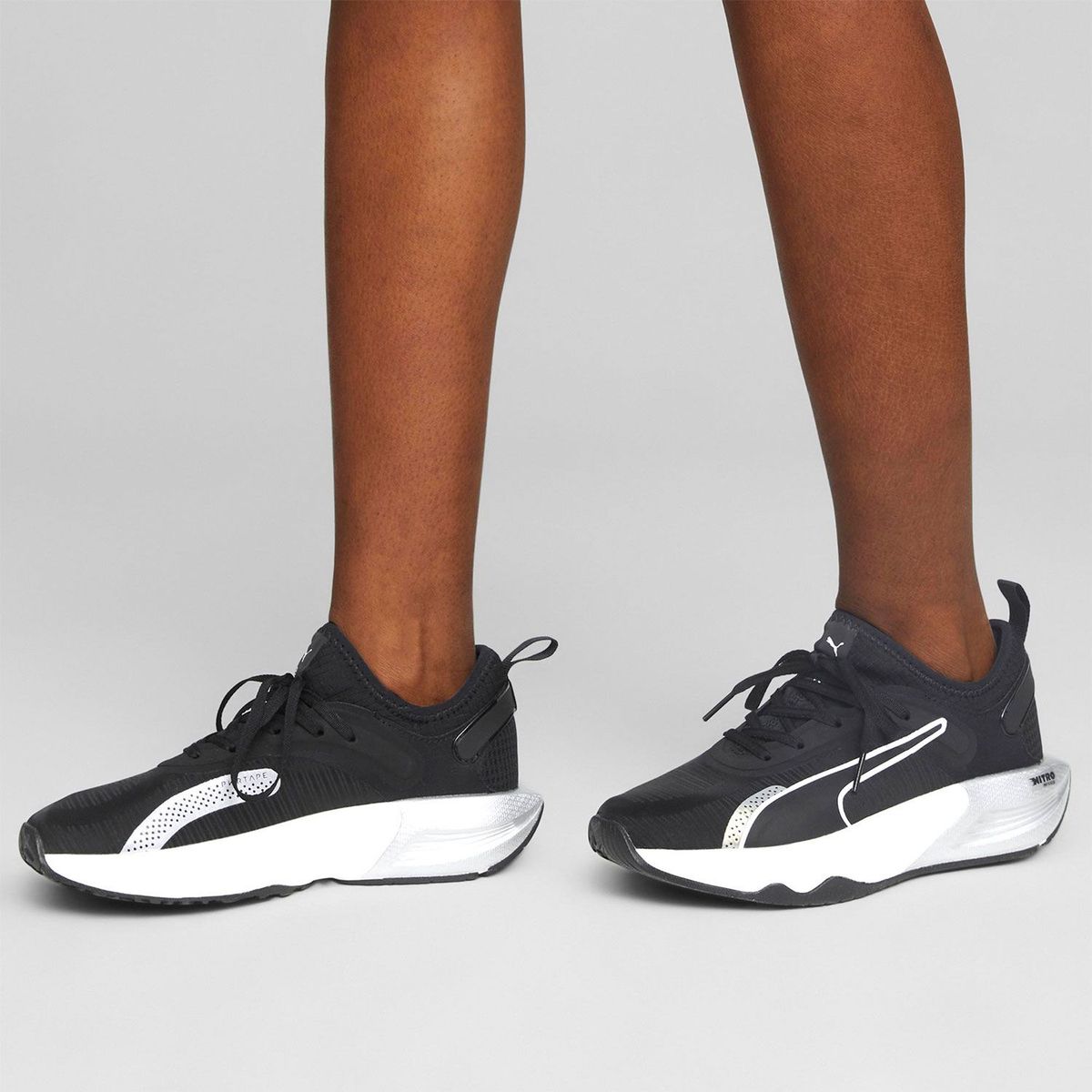 PUMA - Tenis de entrenamiento PWR XX NITRO para mujer