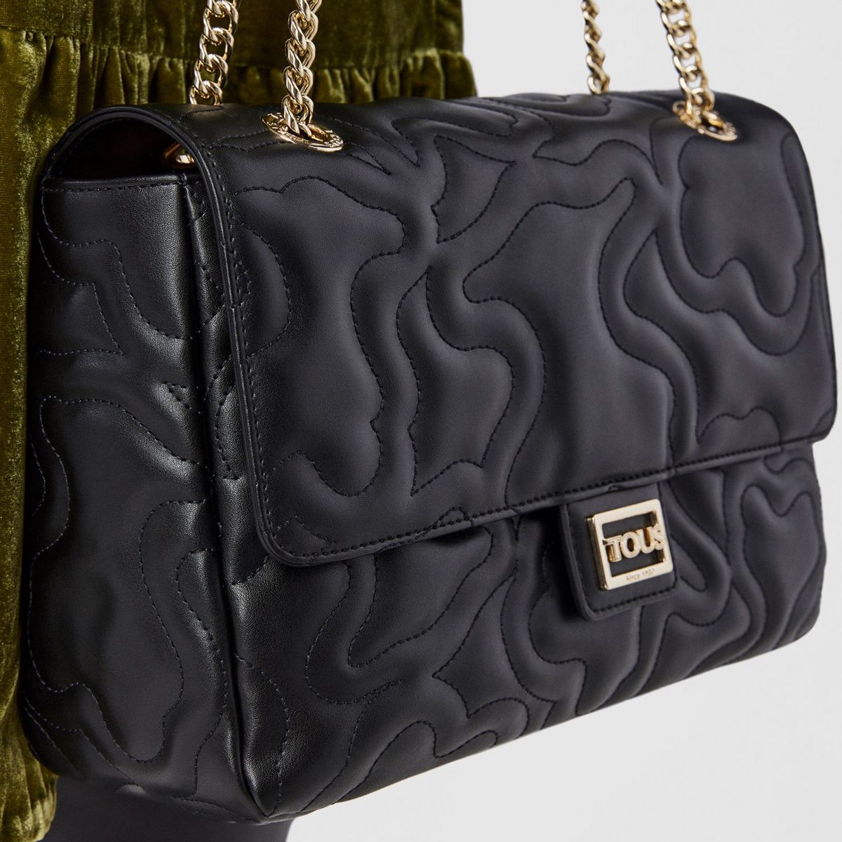 TOUS - Bandolera Mediana Con Solapa Negra