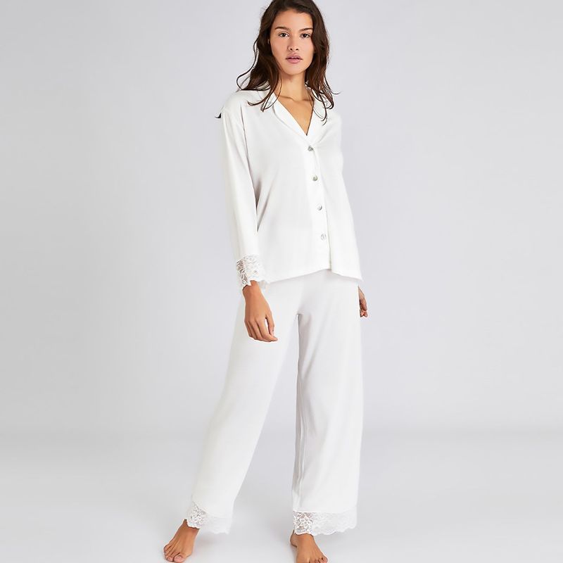 IN BLOOM - PJ BOYFRIEND VERA BRIDAL EDITION IV