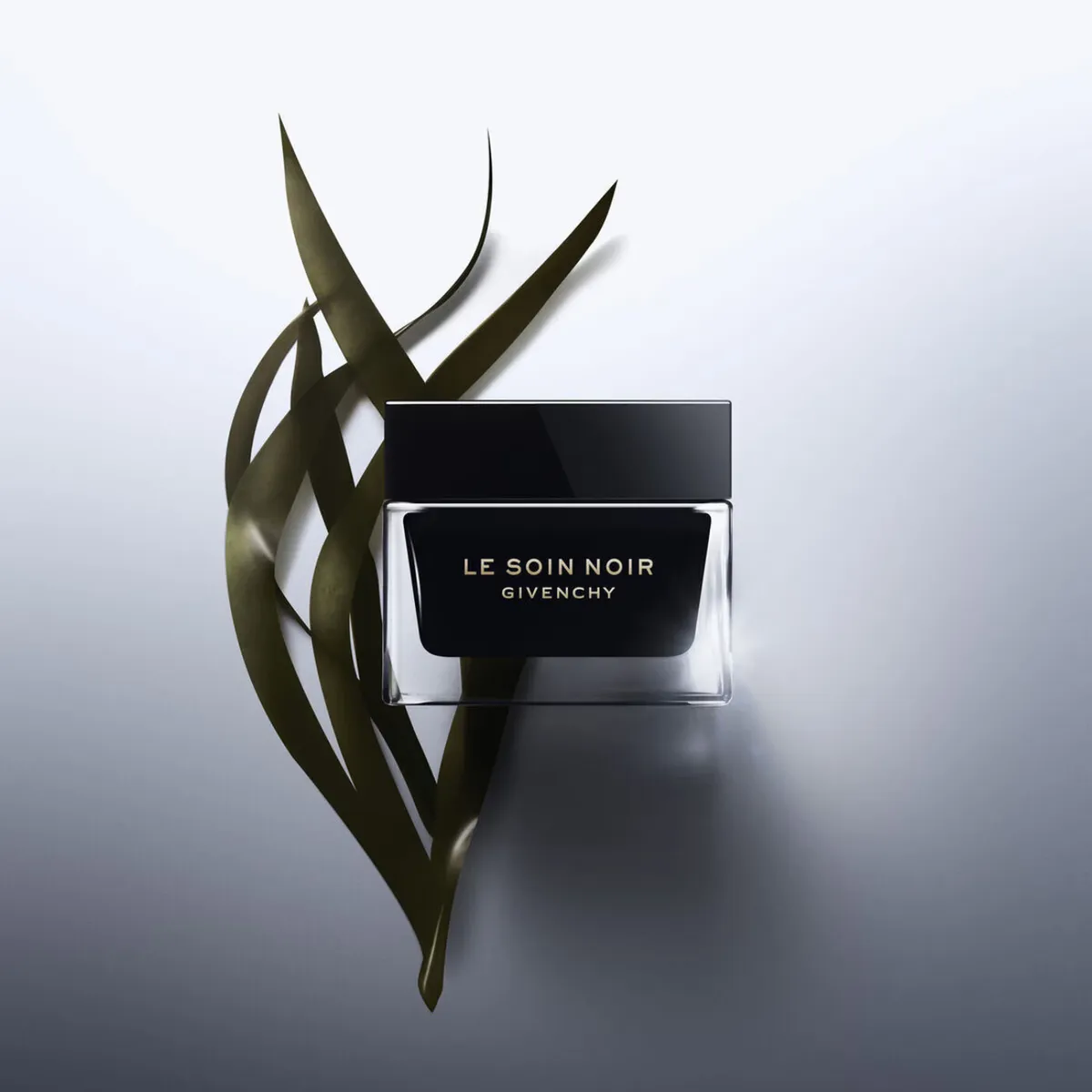 GIVENCHY - Crema Ligera Reafirmante Le Soin Noir 50 Ml