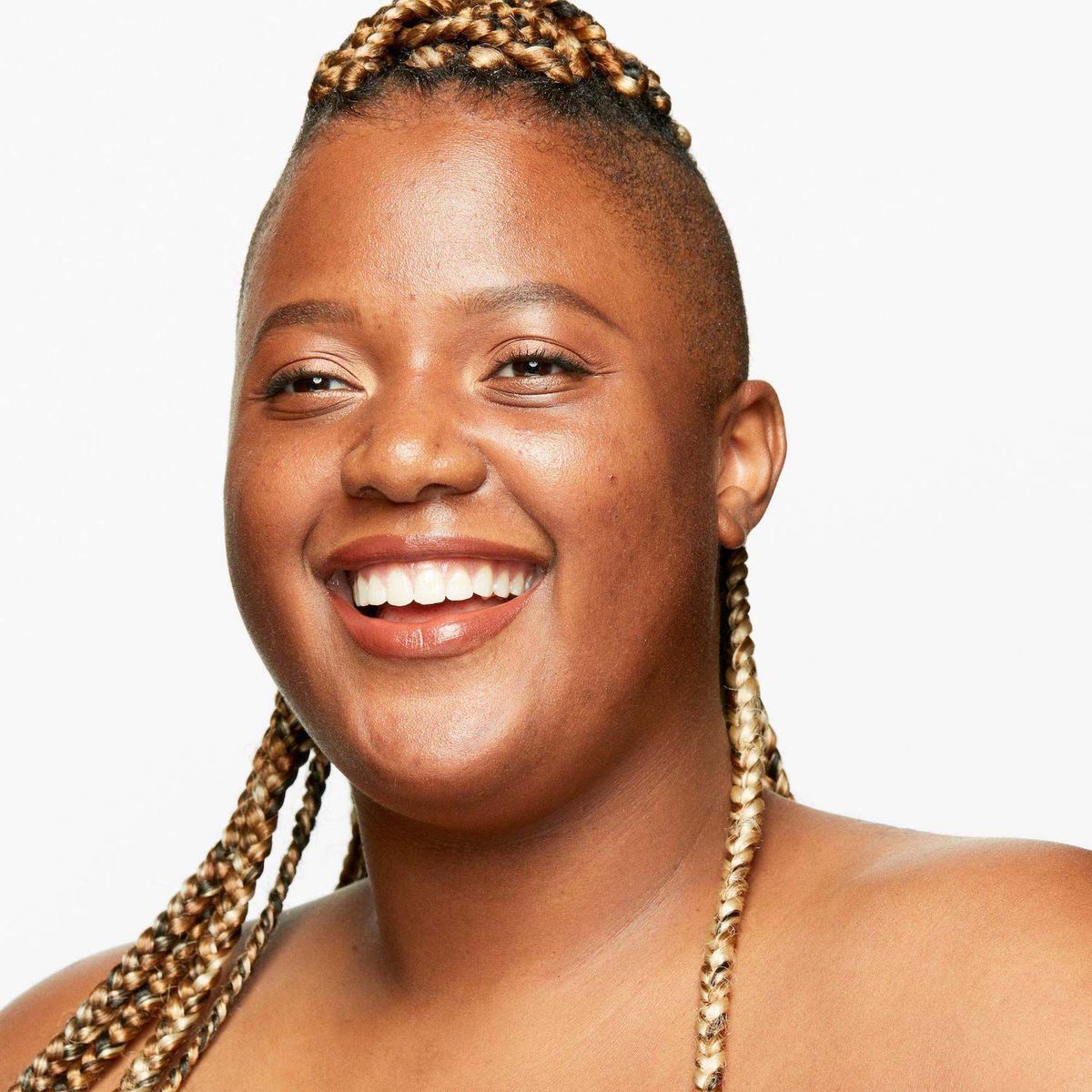 MAC - Base de maquillaje Strobe Dewy Skin Tint