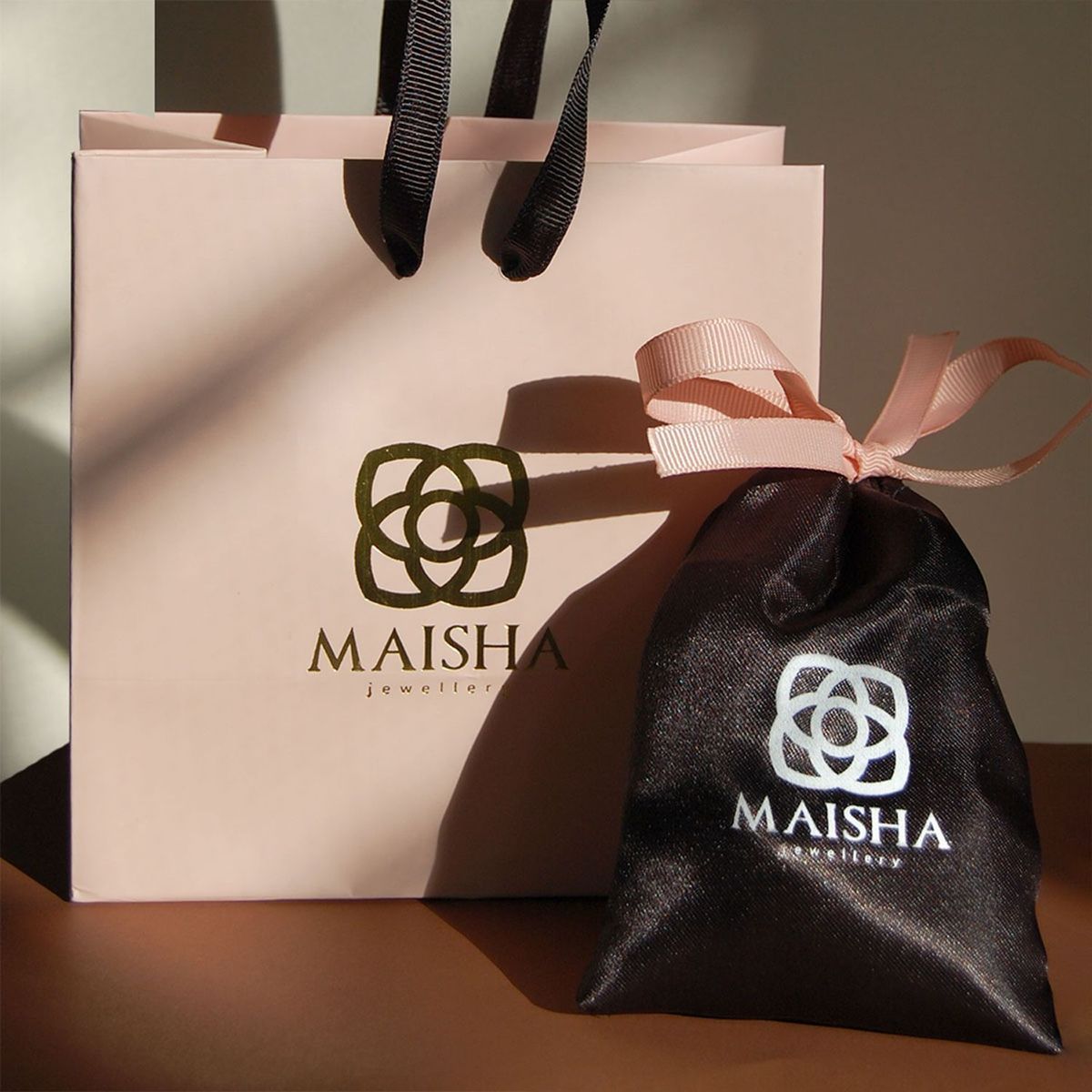 MAISHA - Rosario de Plata 925