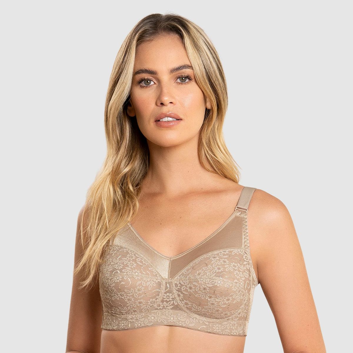 LEONISA - Brasier Clásico Triangular De Máximo Cubrimiento