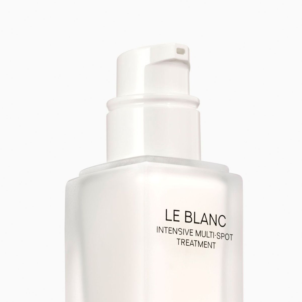 CHANEL - Chanel Le Blanc Traitement Intensif Anti-taches Localiza - Corrige - Previene