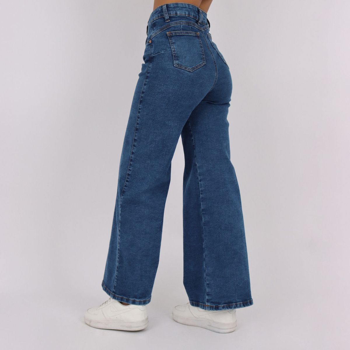 KAYRA POBLET - Jean Palazo Mujer Kayra Poblet