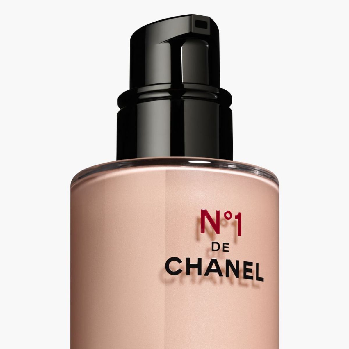 CHANEL - N°1 DE CHANEL EMBELLECEDOR DE TEZ Aporta Luminosidad - Unifica - Perfecciona