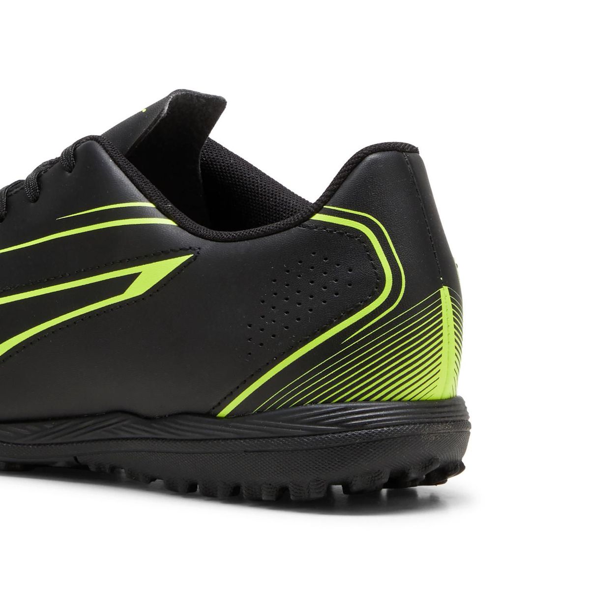 PUMA - Zapatilla De Fútbol Hombre Vitoria Tt Negro