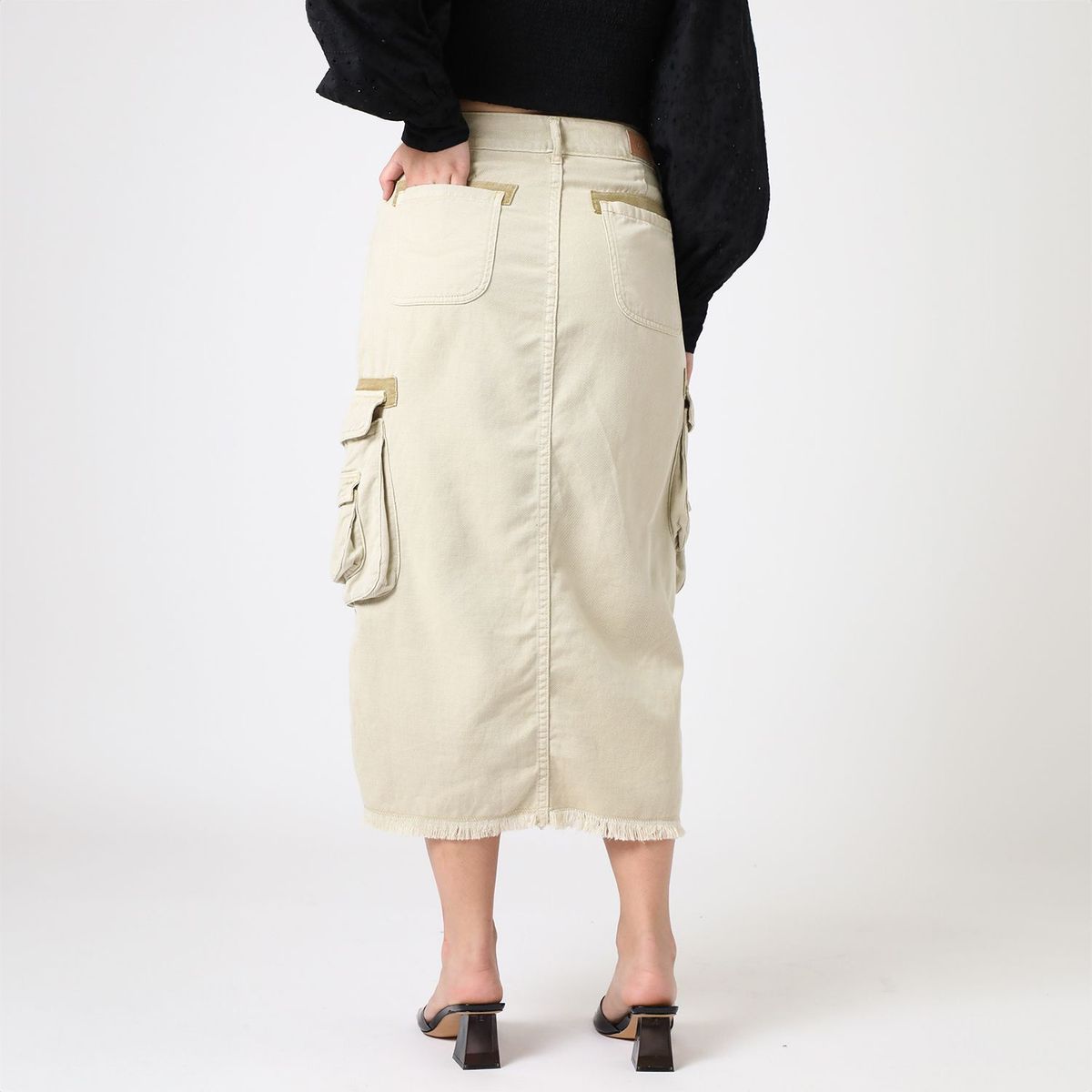  - Overol Falda Algodón Mujer X Jorge Luis Salinas