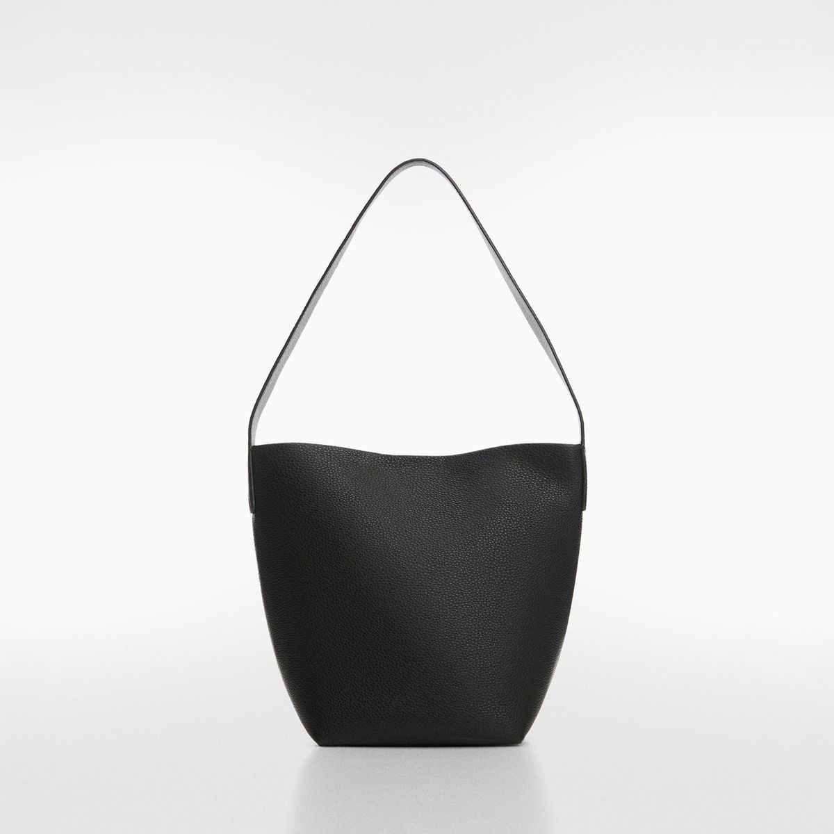 MANGO - Bolso Bucket Efecto Piel