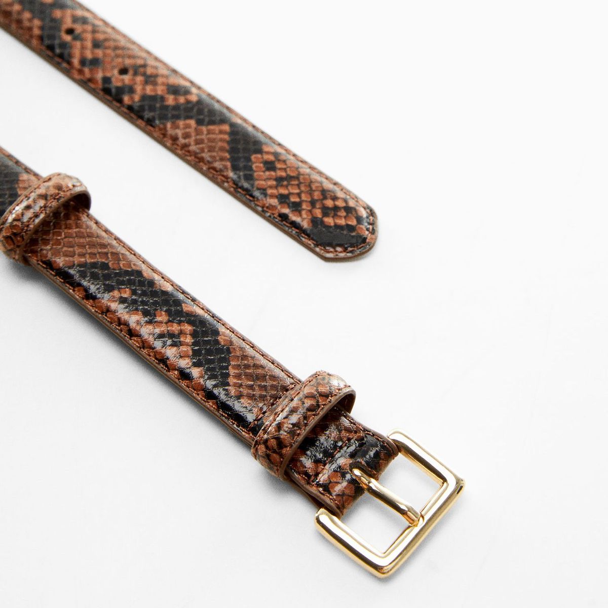 MANGO - Cinturón Efecto Serpiente Mango