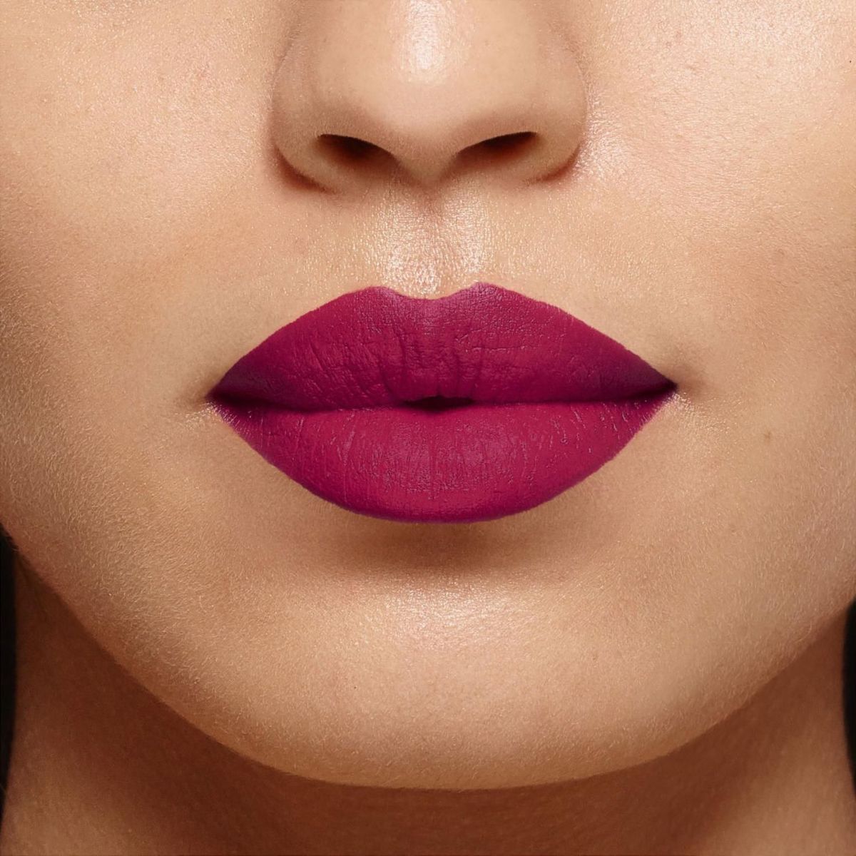 LOREAL PARIS - Colour Riche Volume Matte 183 Le Carmin Courage