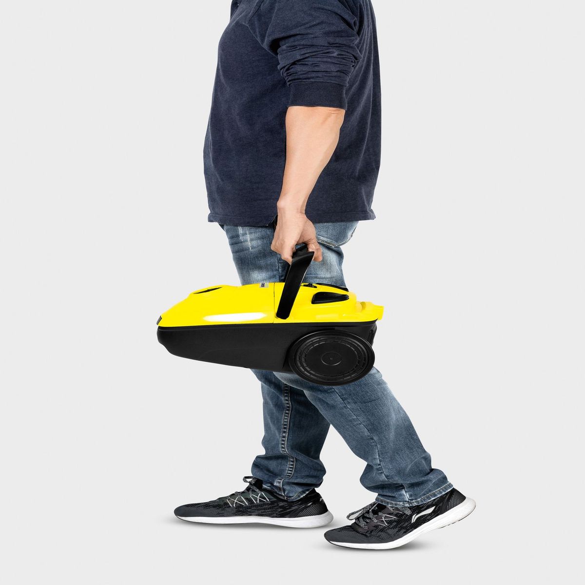 KARCHER - Aspiradora de arrastre 900W Vc 1