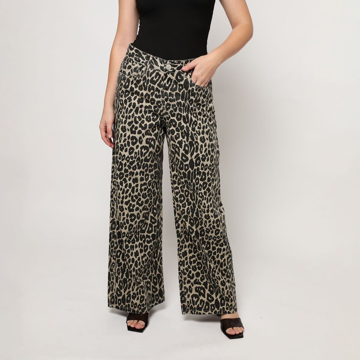 BASEMENT - Jean Algodón Mujer Basement