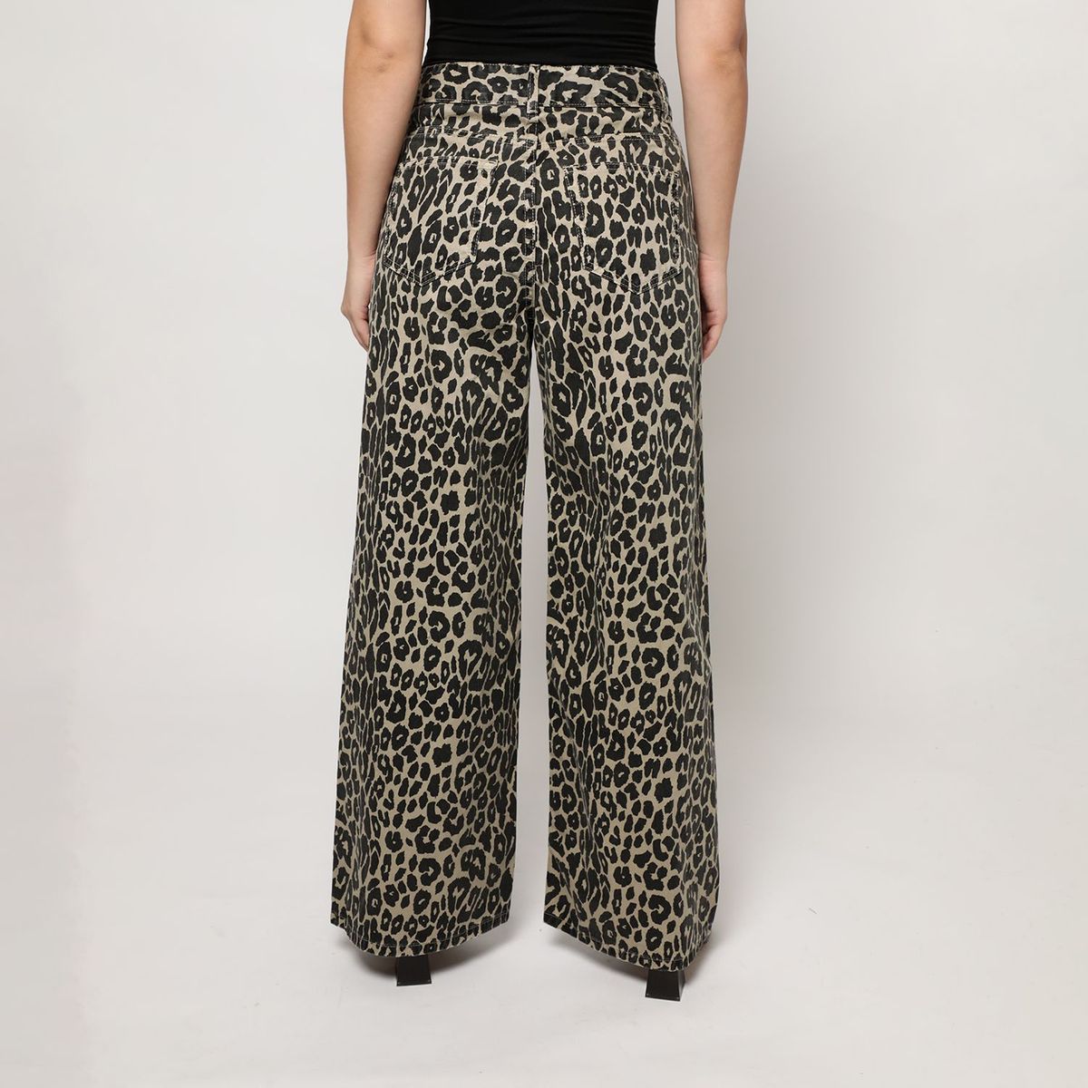 BASEMENT - Jean Algodón Mujer Basement