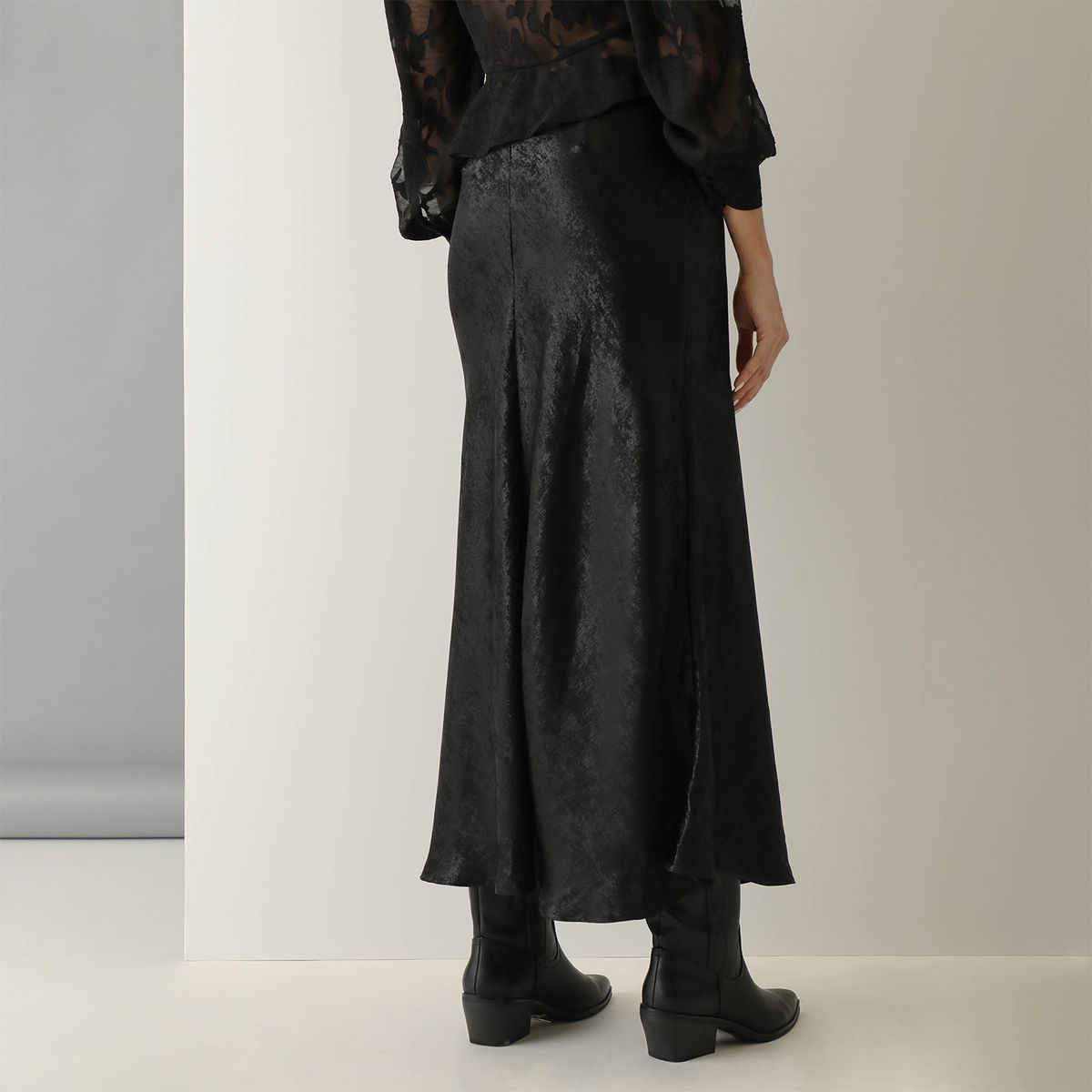 BASEMENT - Falda Mujer Basement X Tana