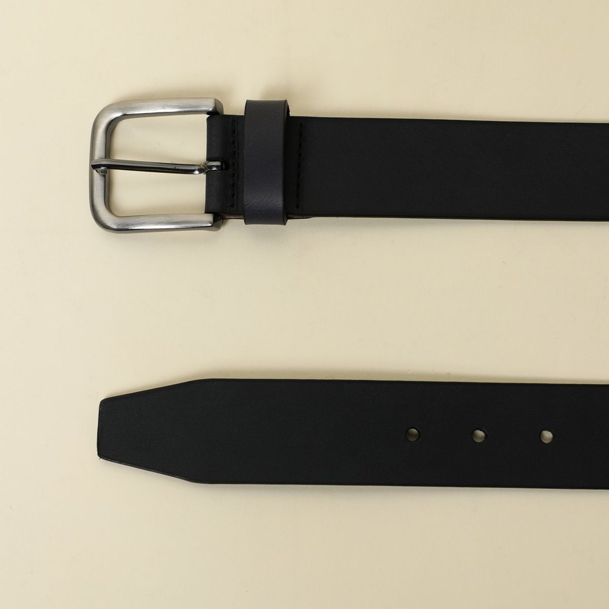 BASEMENT - Correa Hombre Basement