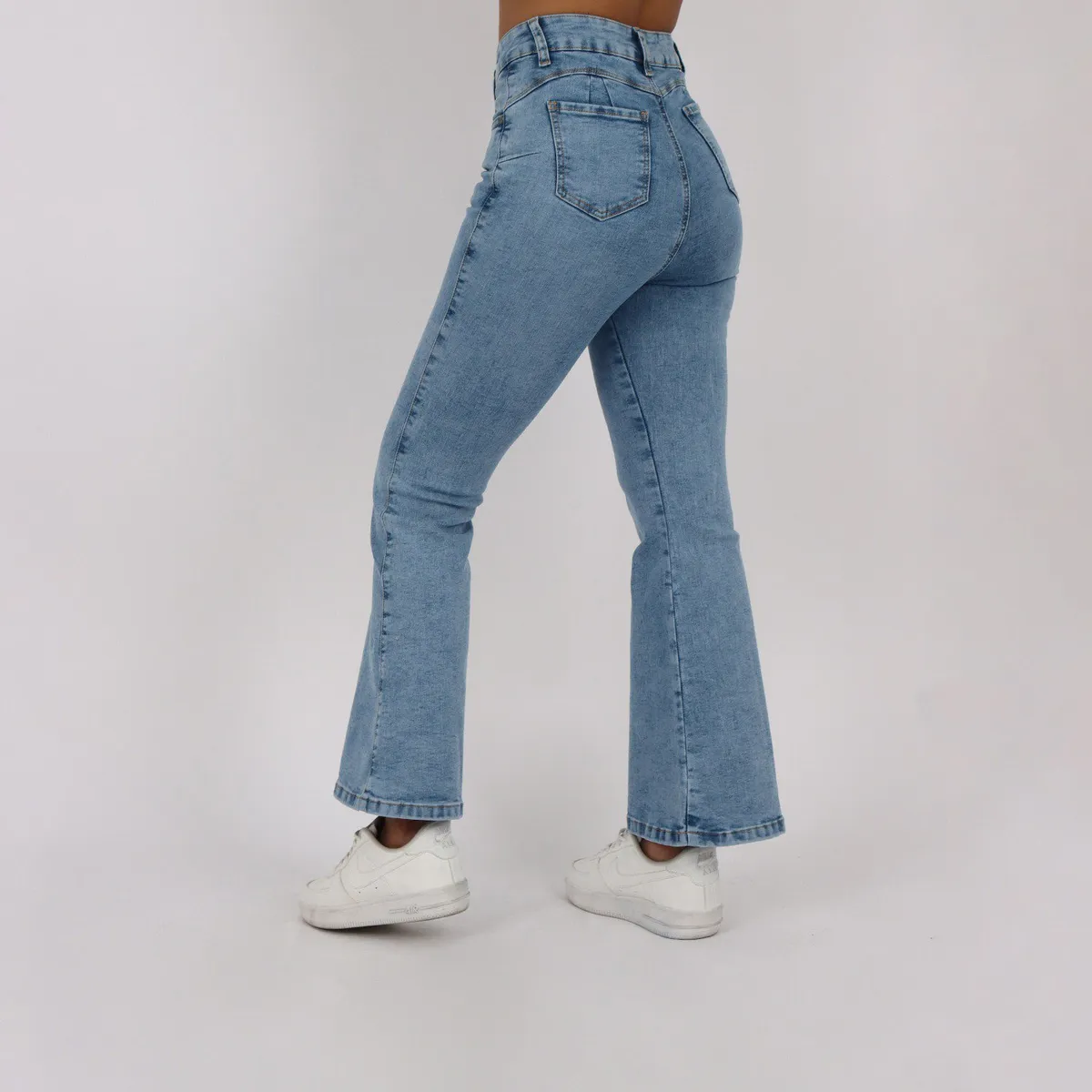 KAYRA POBLET - Jean Flare Tiro Alto Mujer Kayra Poblet