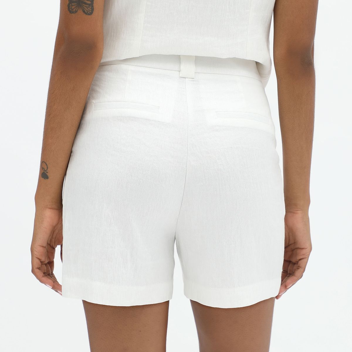 BASEMENT - Short Mujer Basement