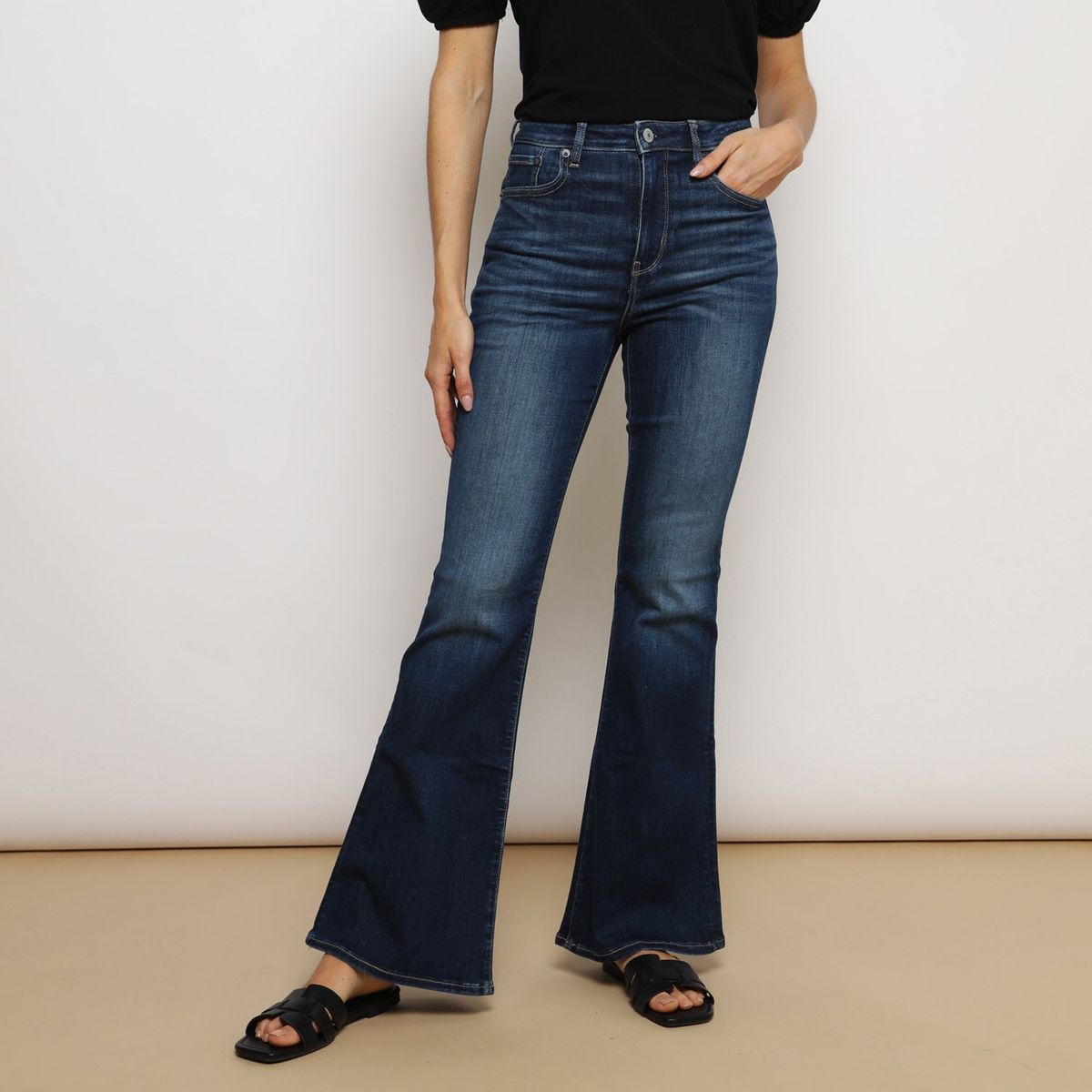 AMERICAN EAGLE - Jean Flare Algodón Mujer American Eagle