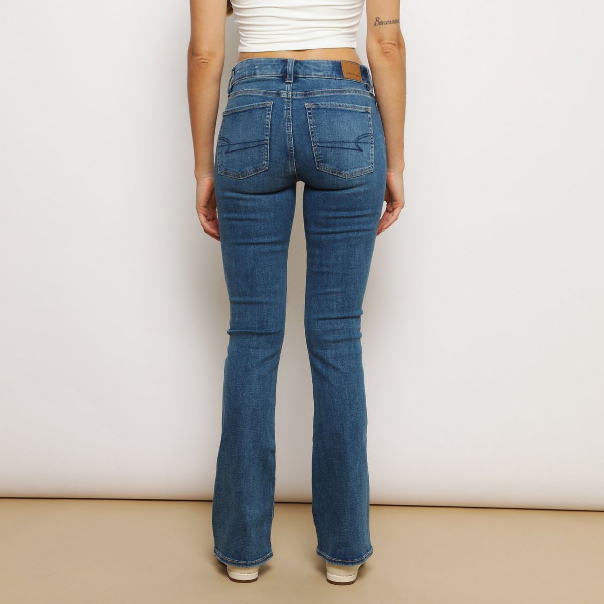 AMERICAN EAGLE - Jean Flare Tiro Alto Mujer American Eagle