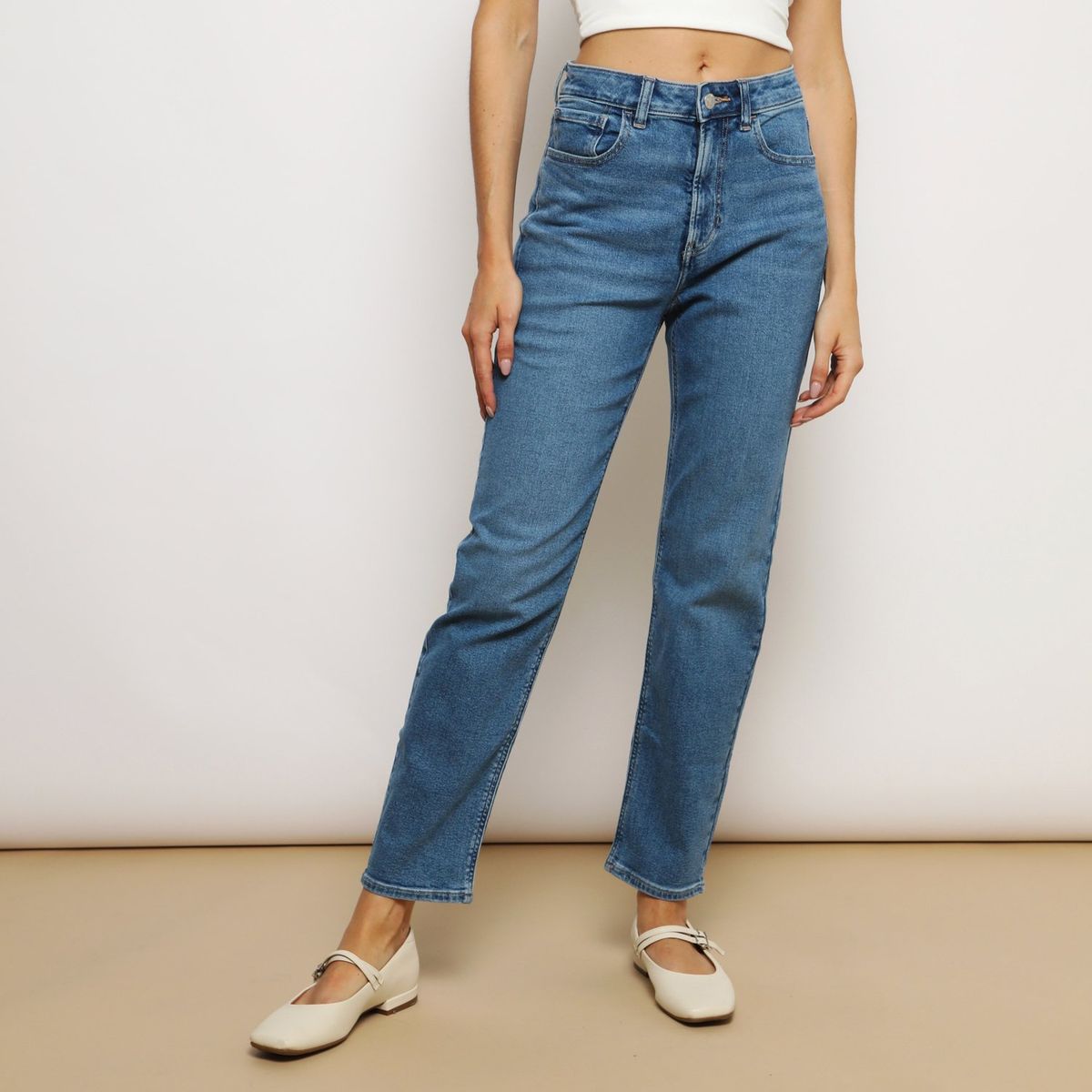 AMERICAN EAGLE - Jean Straight Tiro Alto Mujer American Eagle