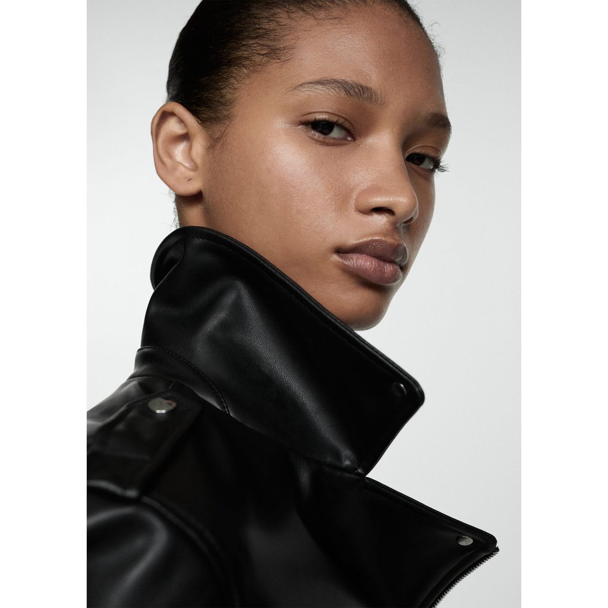 MANGO - Casaca Mujer Mango