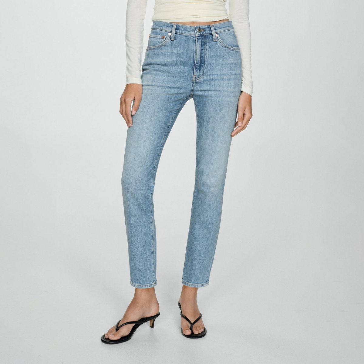 MANGO - Jean Slim Tiro Medio Mujer Mango