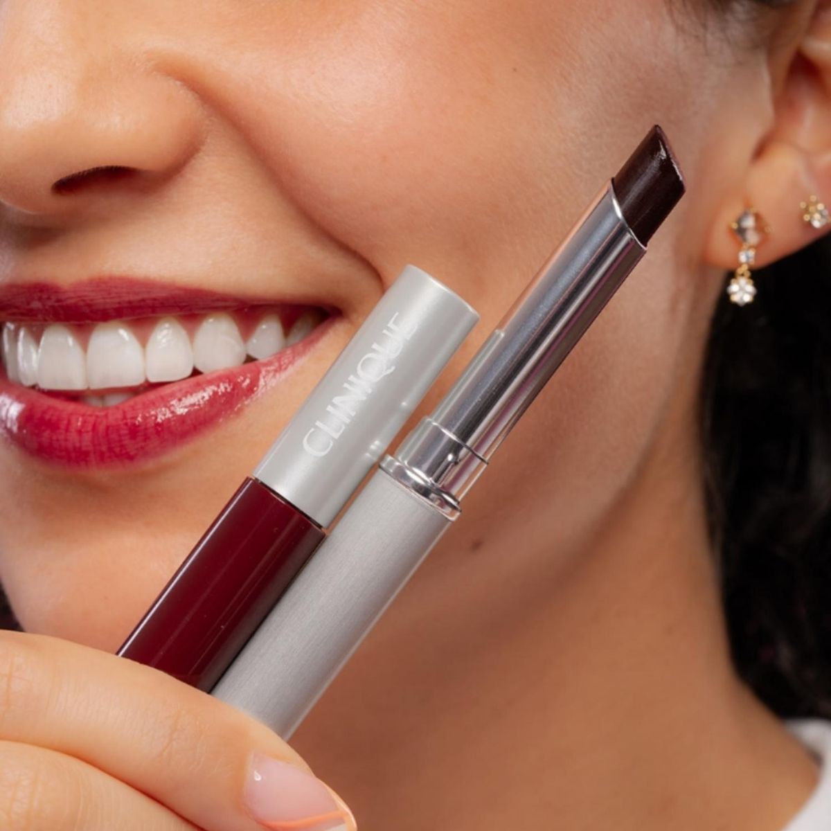 CLINIQUE - Set Labial Clinique Black Honey Hidratante + Mini Gloss