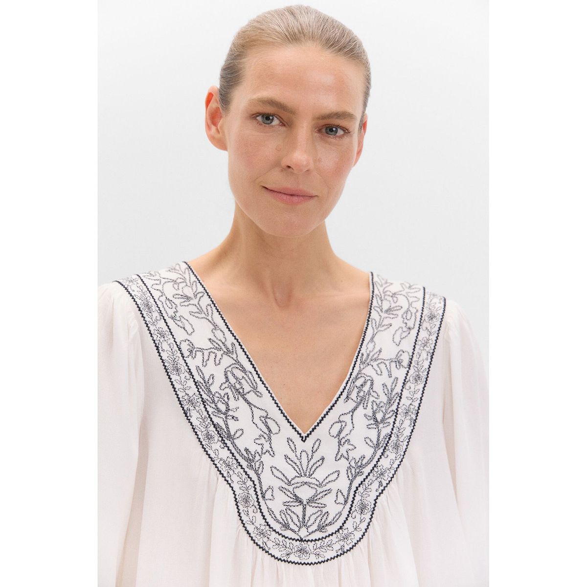 CORTEFIEL - Blusa Manga Corta Mujer Cortefiel