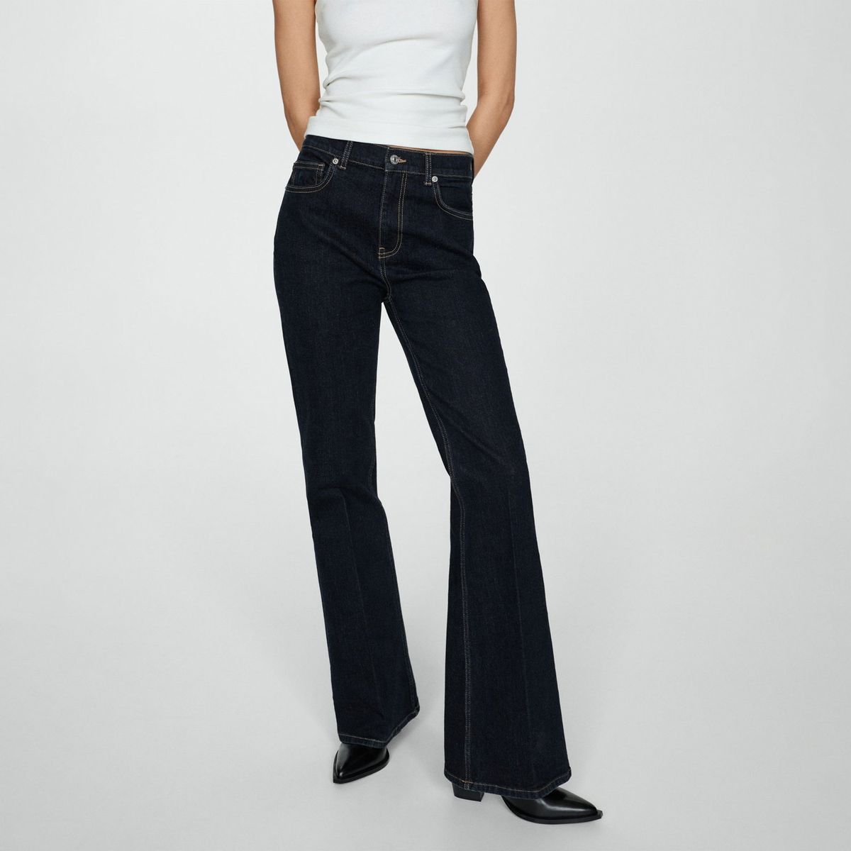 MANGO - Jean Flare Algodón Mujer Mango