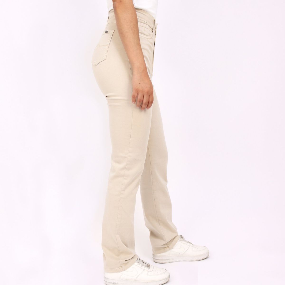 KAYRA POBLET - Jean Straight Tiro Alto Mujer Kayra Poblet