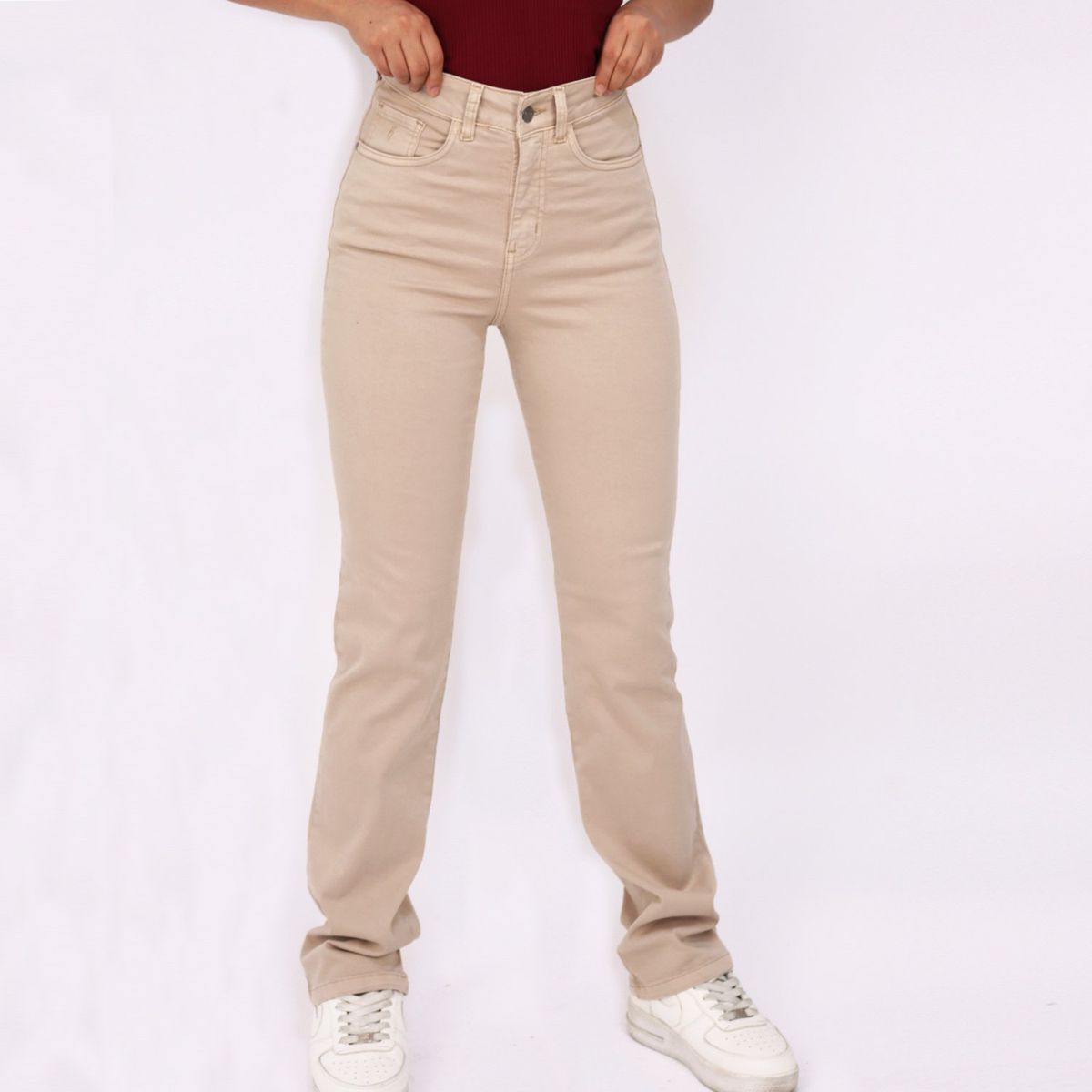 KAYRA POBLET - Jean Straight Tiro Alto Mujer Kayra Poblet