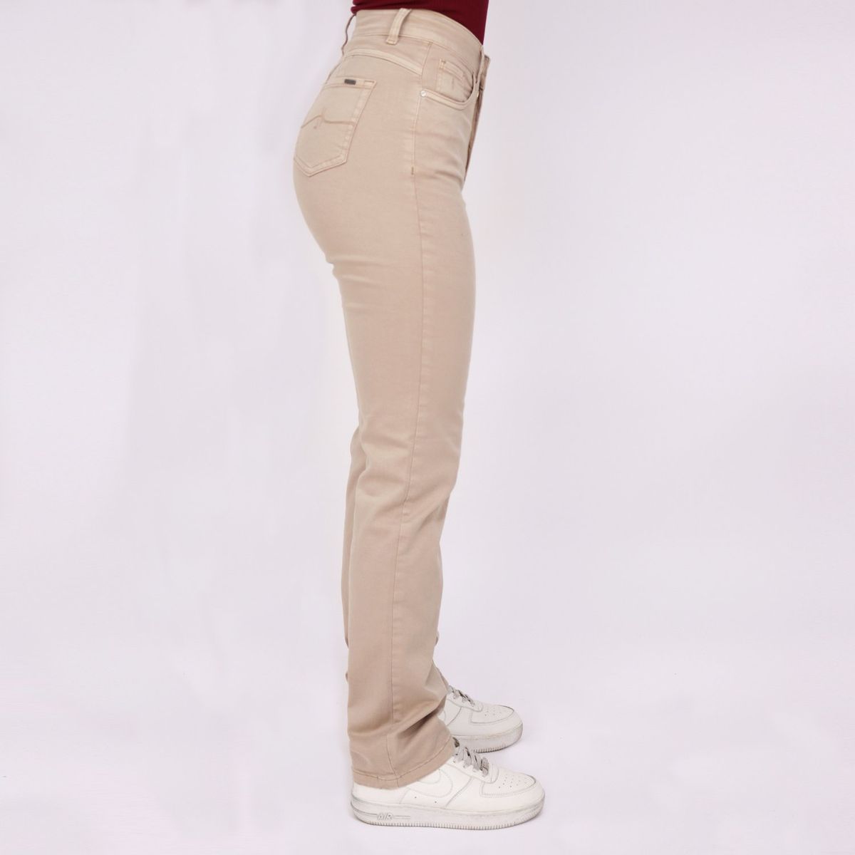 KAYRA POBLET - Jean Straight Tiro Alto Mujer Kayra Poblet