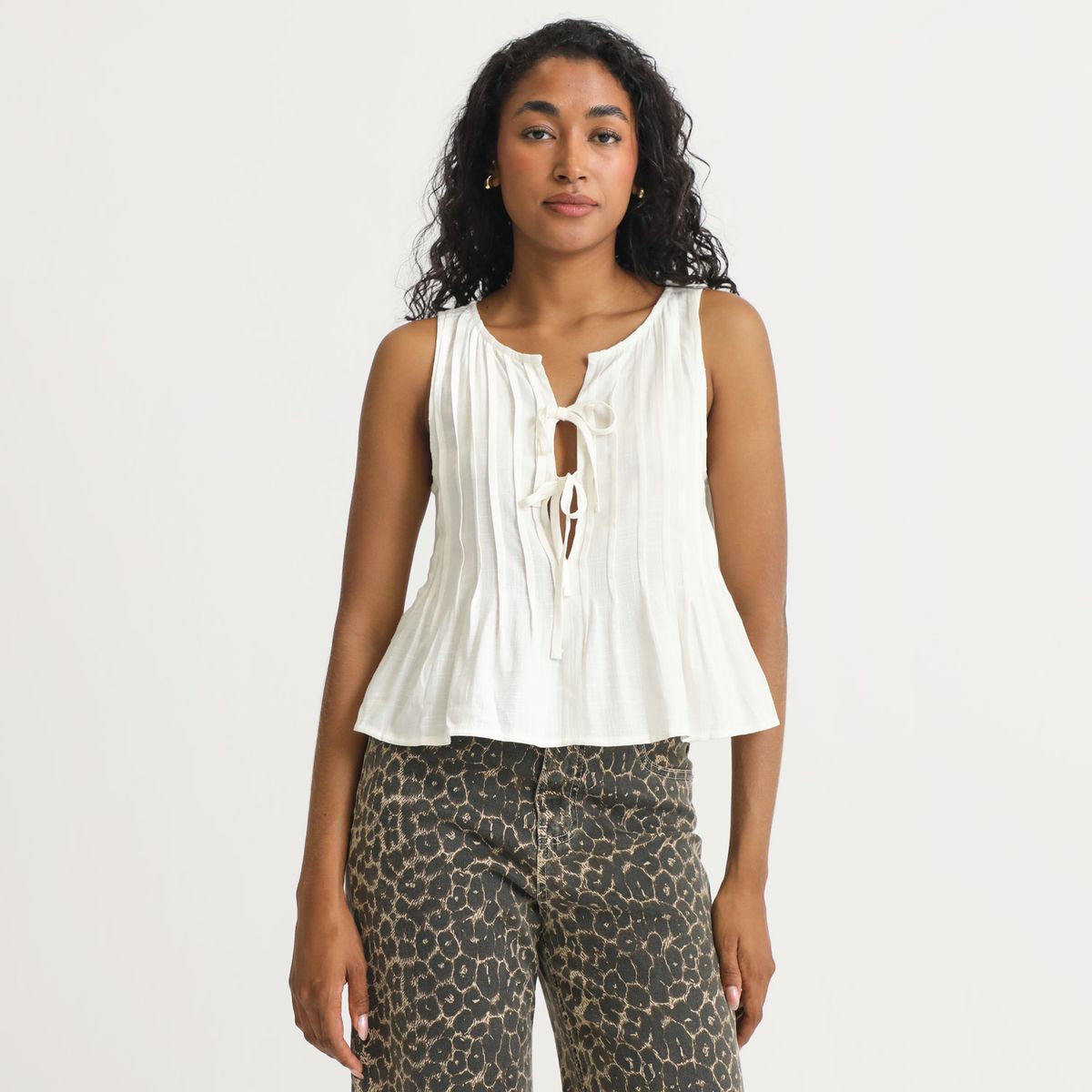 BASEMENT - Top Sin Mangas Casual Mujer Basement