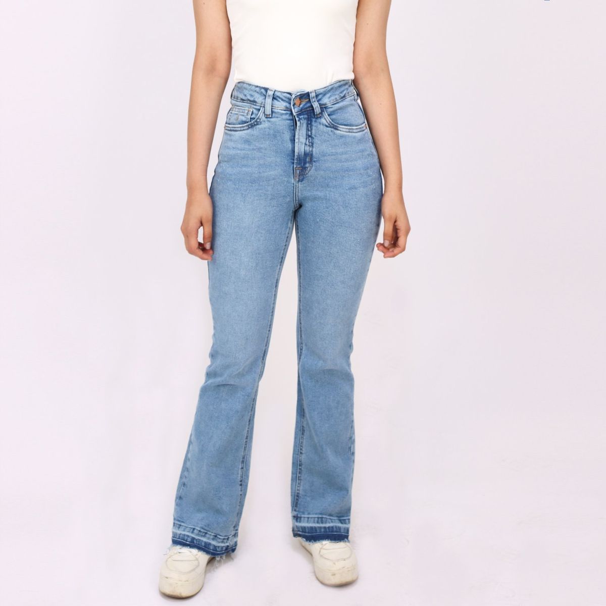 KAYRA POBLET - Jean Flare Tiro Alto Mujer Kayra Poblet.