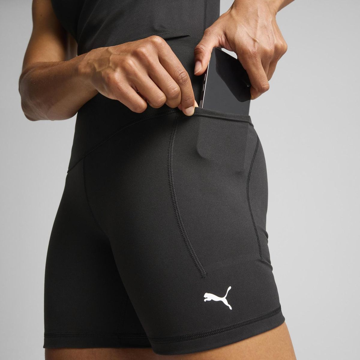 PUMA - Short Mujer Cloudspun Hw 5" Tight Short