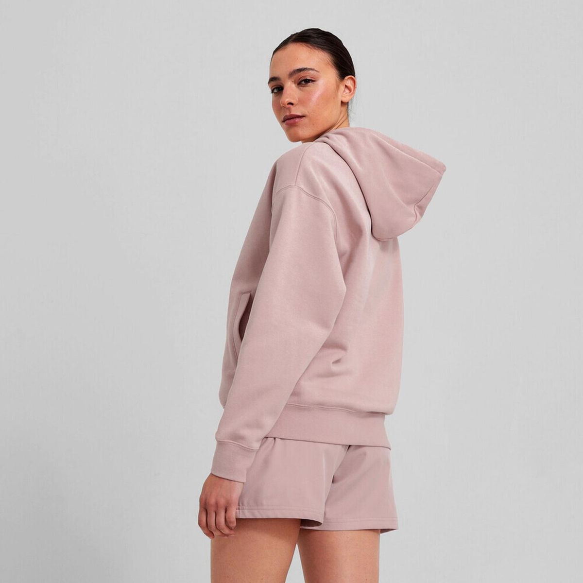 PUMA - Polera Deportiva Mujer Wardrobe Ess Comfort Hoodie Fl