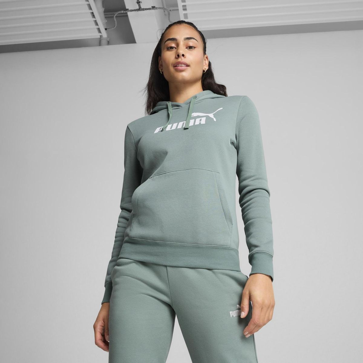 PUMA - Polera Deportiva Mujer Ess No. 1 Logo Hoodie Fl (s)