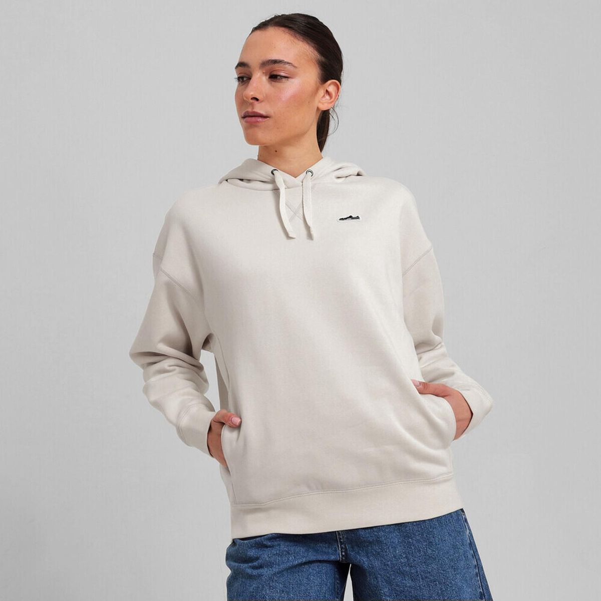 PUMA - Polera Deportiva Mujer Wardrobe Ess Suede Hoodie Fl