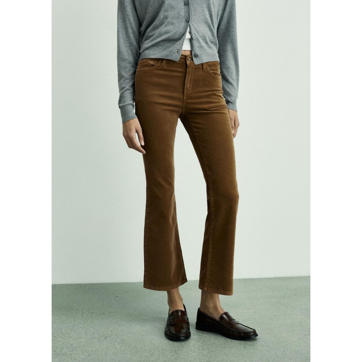 MANGO - Jean Flare Tiro Alto Mujer Mango