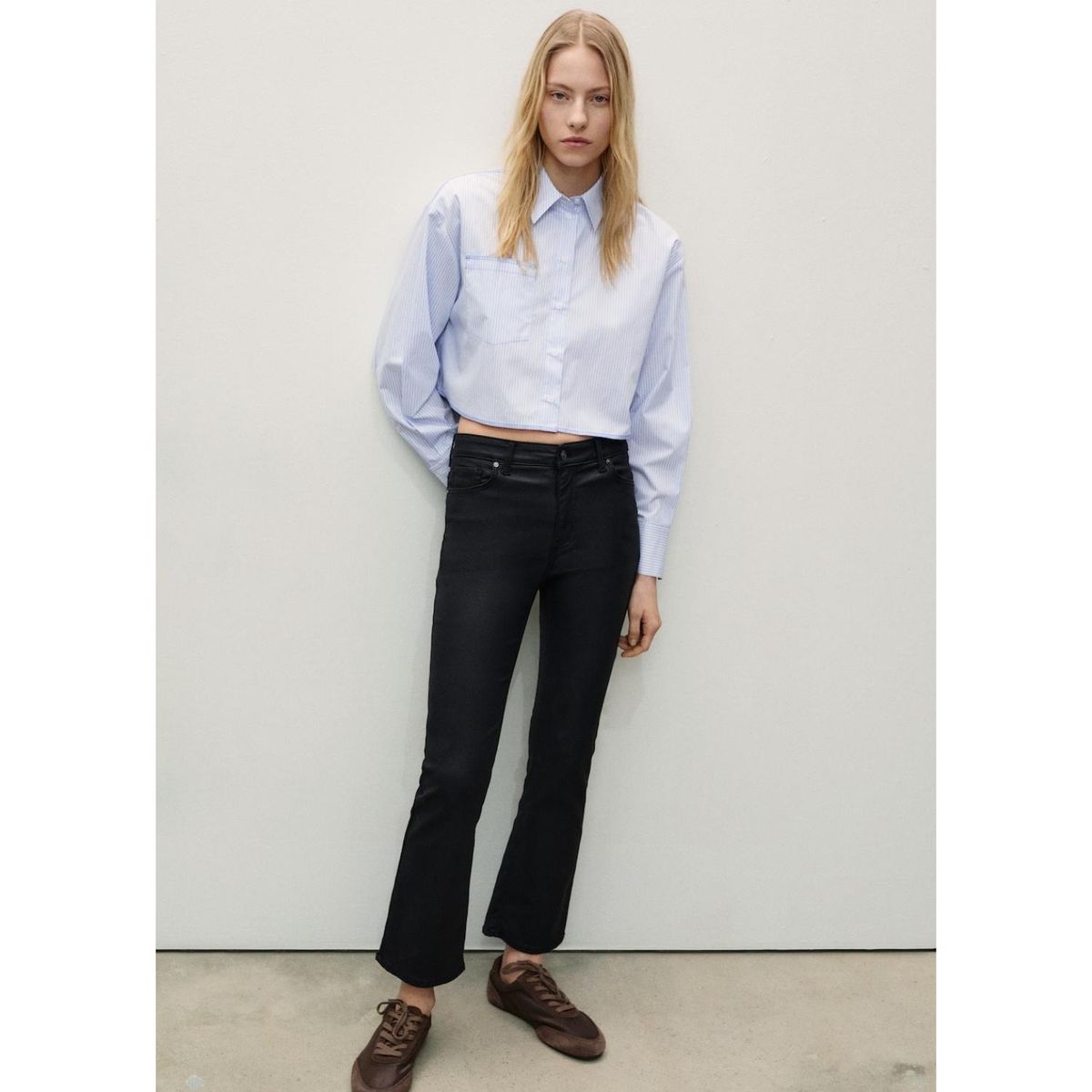 MANGO - Jean Flare Tiro Alto Mujer Mango