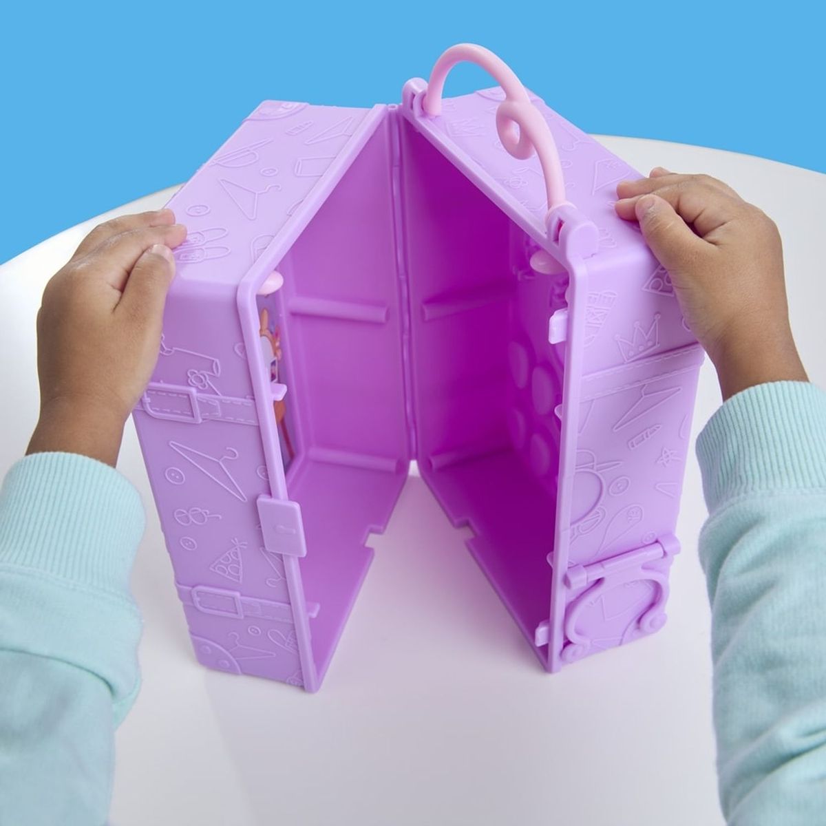 PEPPA PIG - Muñeca Peppa Pig El Armario De Peppa  .