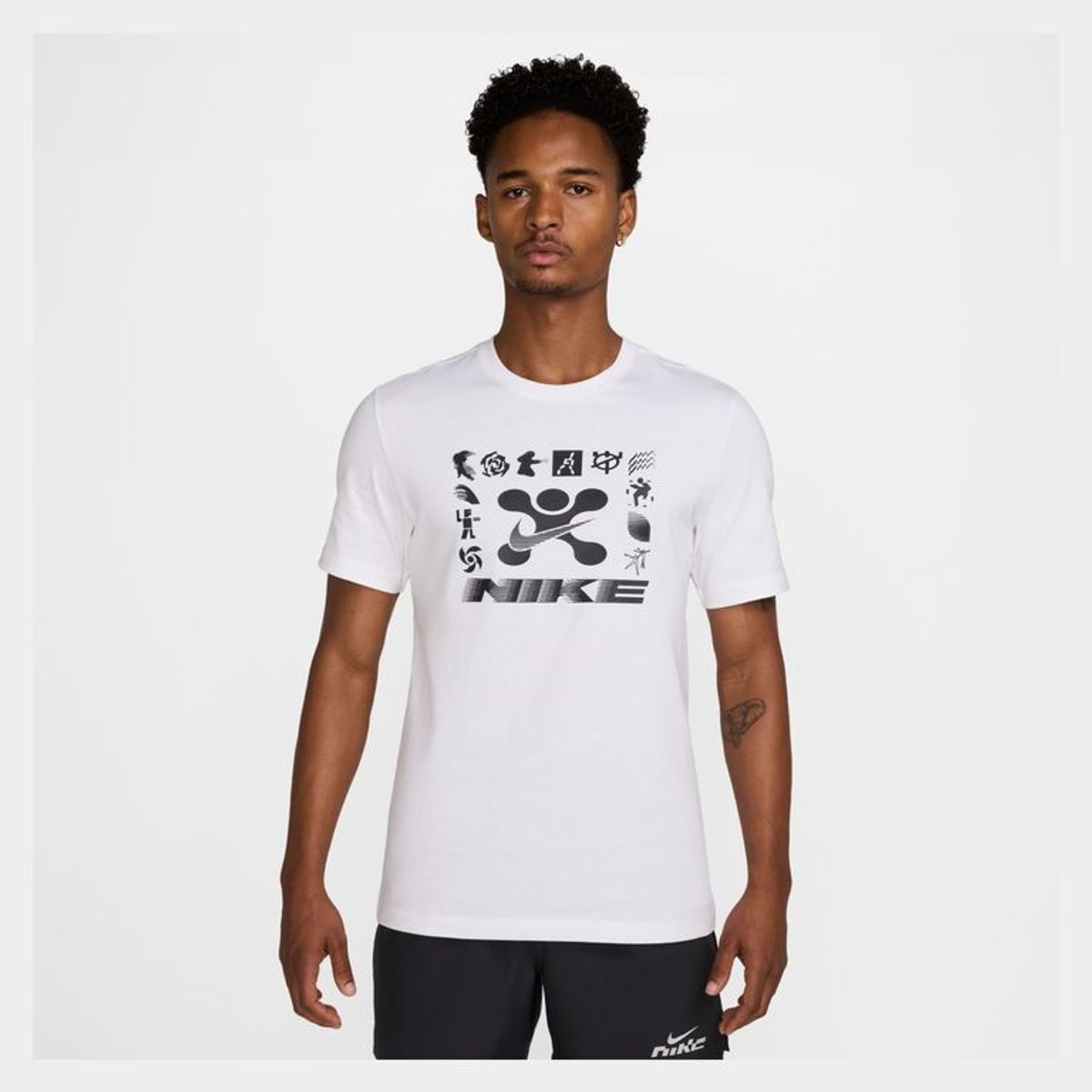 NIKE - Camiseta Training Hombre  Nike