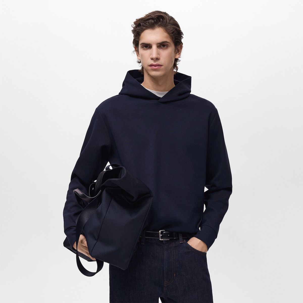 MANGO - Polera Algodón Capucha Regular Fit Mango Man