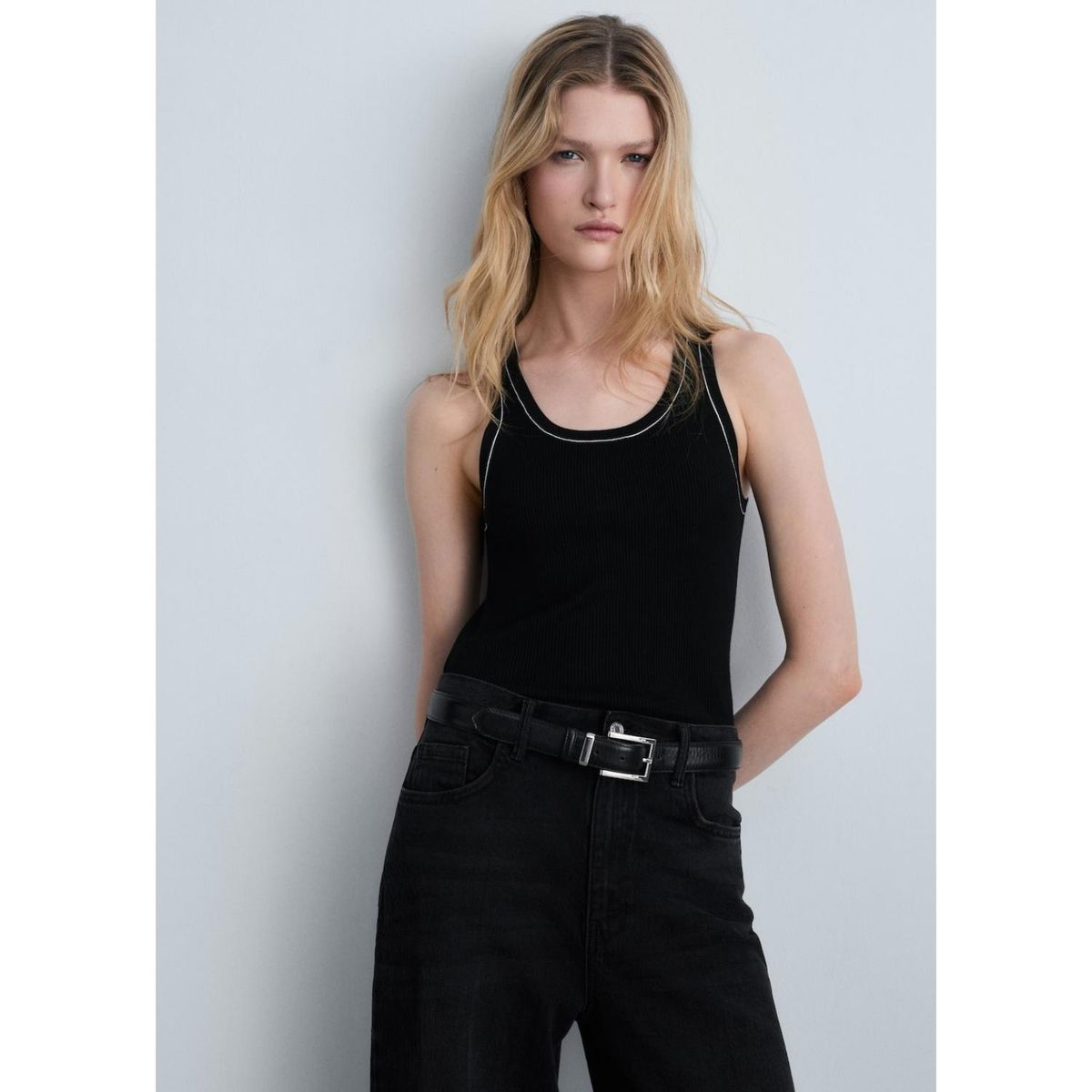 MANGO - Top Sin Mangas Casual Mujer Mango