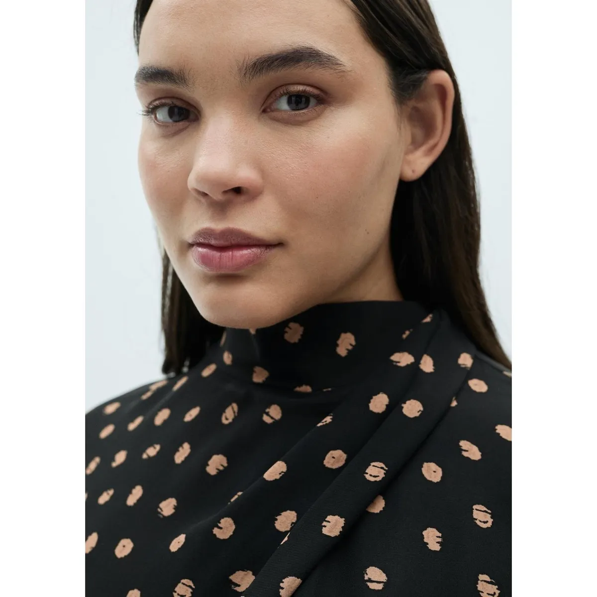 MANGO - Blusa Manga Corta Casual Mujer Mango