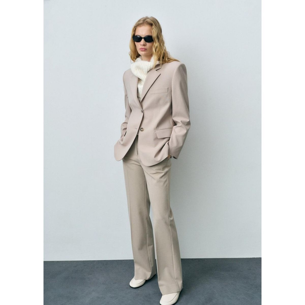 MANGO - Pantalón Flare Casual Mujer Mango