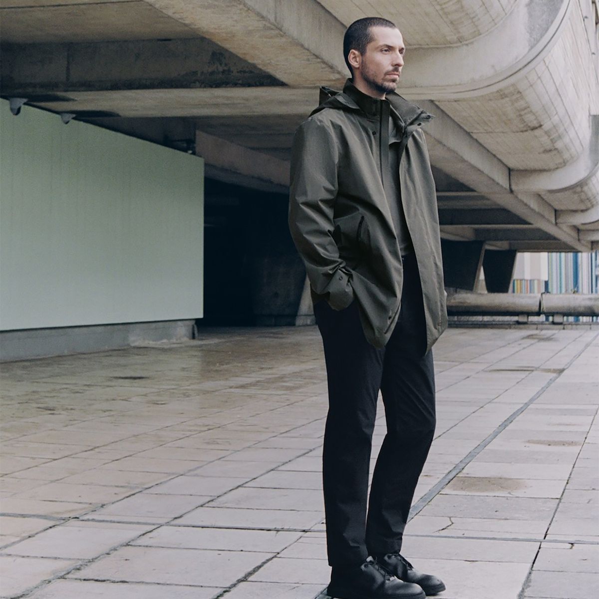 MANGO - Casaca Impermeable Hombre Mango