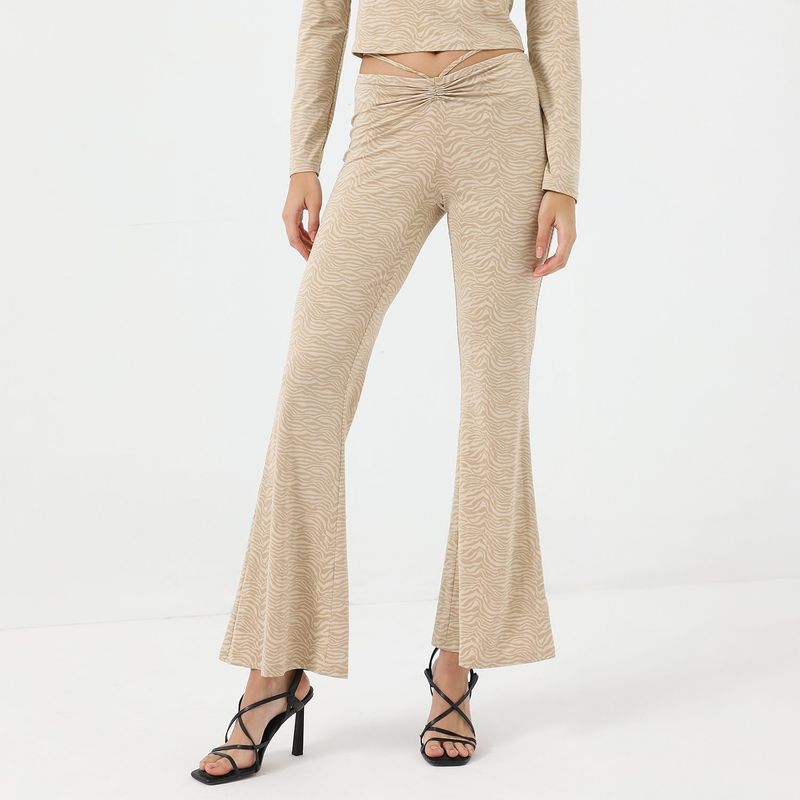 MOSSIMO - Pantalón Flare Con Arruche