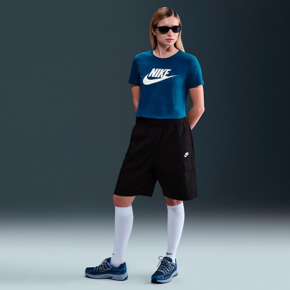 NIKE - Camiseta Outdoor Mujer Nike